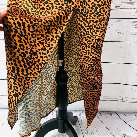 Revolve The East Order One Shoulder Asymmetrical Sahara Leopard Print Midi Dress - Picture 7 of 9